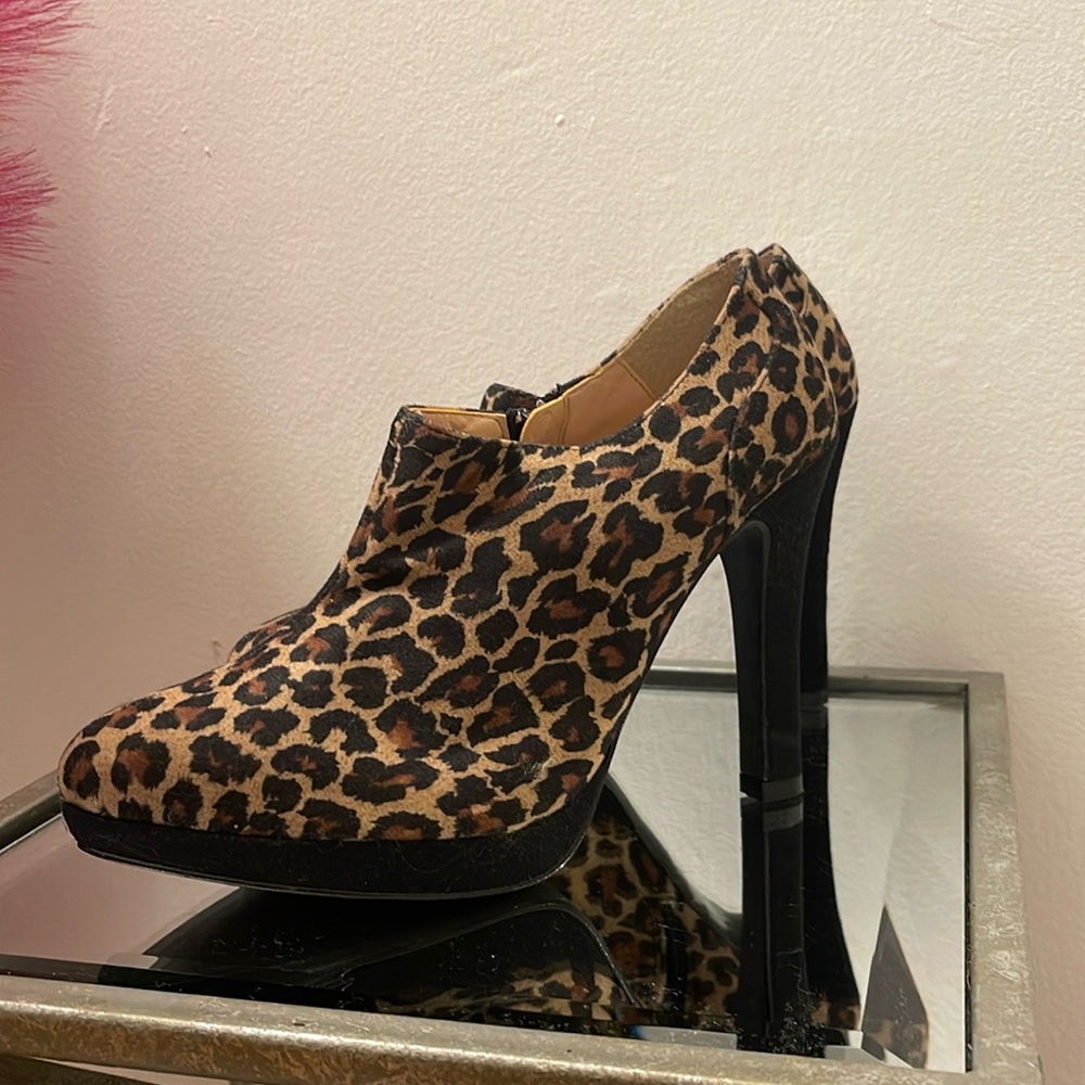MARYPAZ | Leopard Print Platform Booties